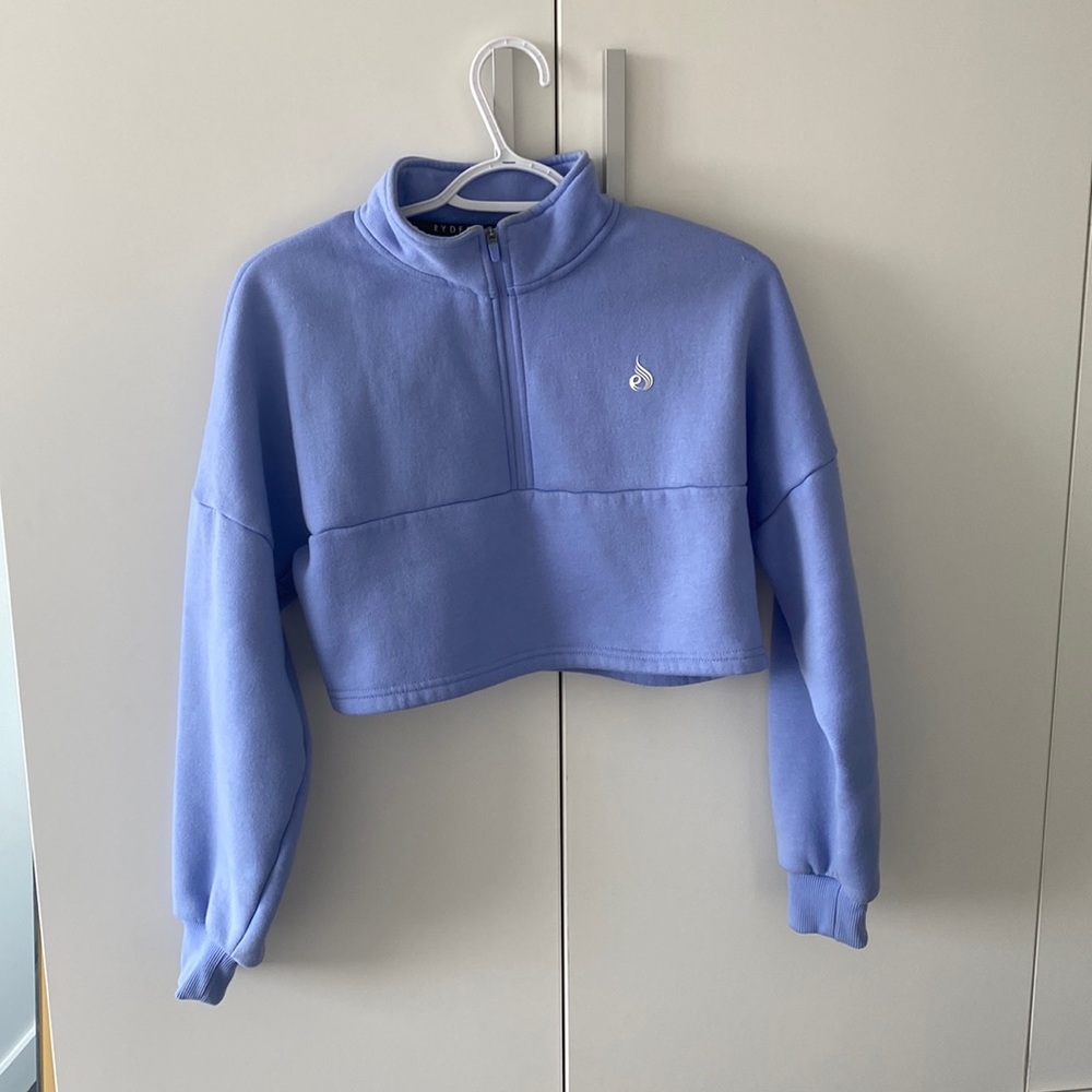 RyderWear cropped sweater